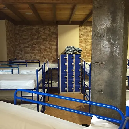 Hostel Santo Tomas De Canterbury