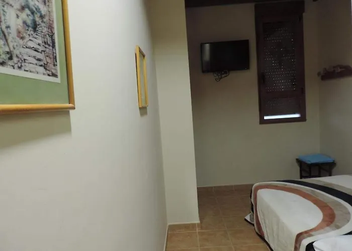 Santo Tomas De Canterbury * לאון