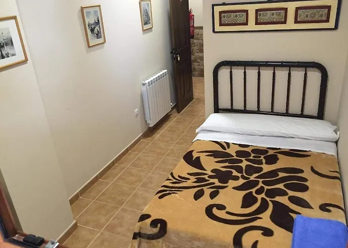 דירת קונדו Santo Tomas De Canterbury לאון