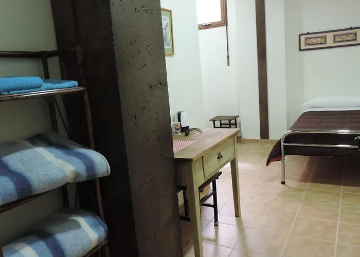 Santo Tomas De Canterbury * לאון